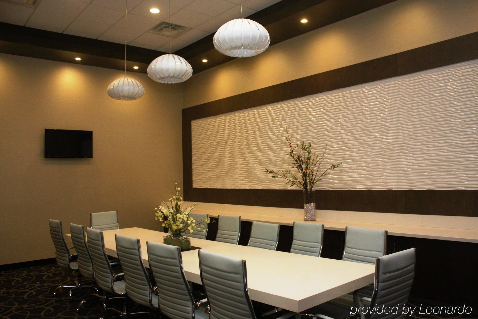 Holiday Inn Express North Hollywood - Burbank Area By Ihg Los Angeles Exterior foto