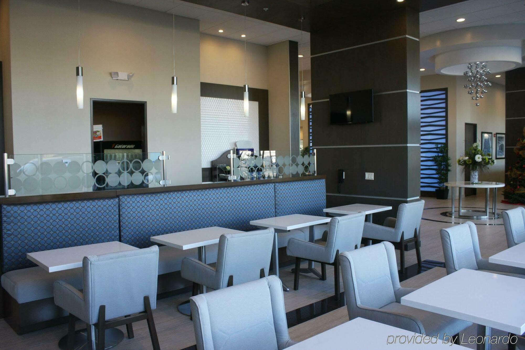 Holiday Inn Express North Hollywood - Burbank Area By Ihg Los Angeles Exterior foto